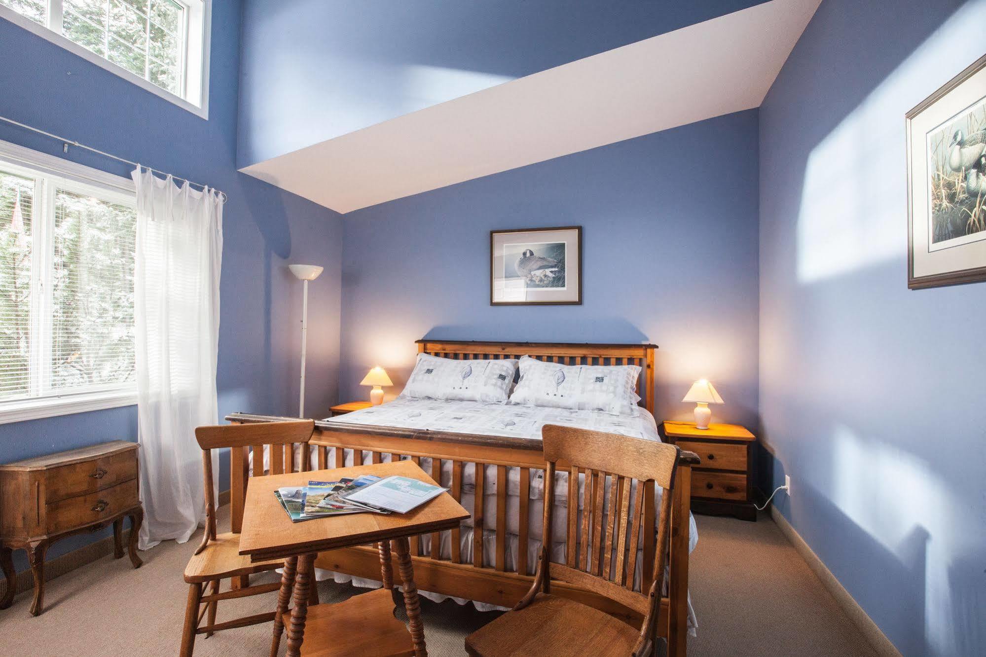 Mulvehill Creek Wilderness Inn And Wedding Chapel Revelstoke Eksteriør bilde