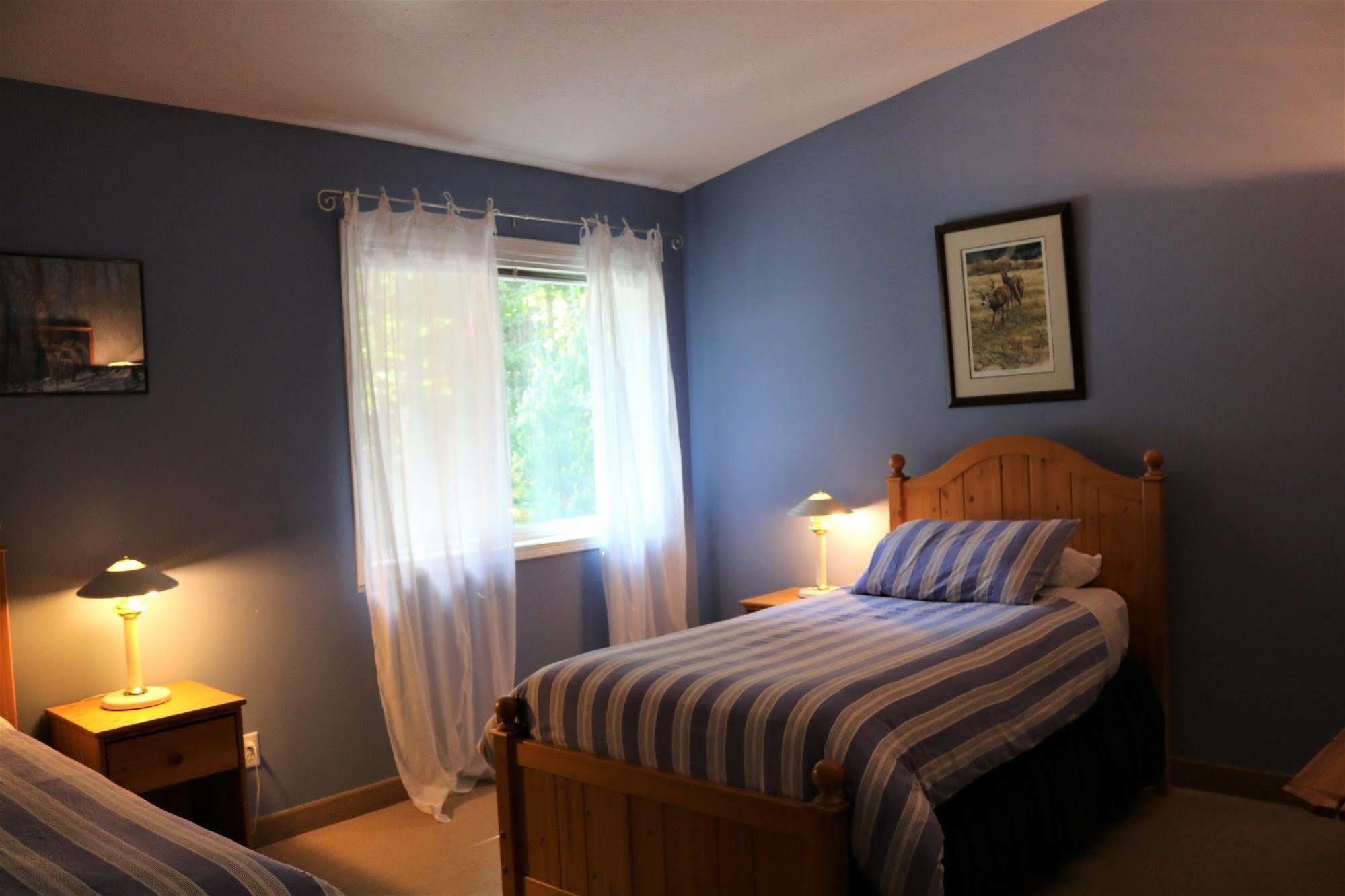 Mulvehill Creek Wilderness Inn And Wedding Chapel Revelstoke Eksteriør bilde